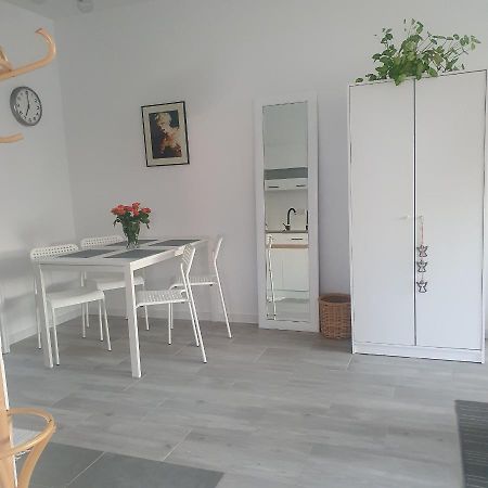 Apartament Wrzosowa 쿠도바-즈루이 외부 사진