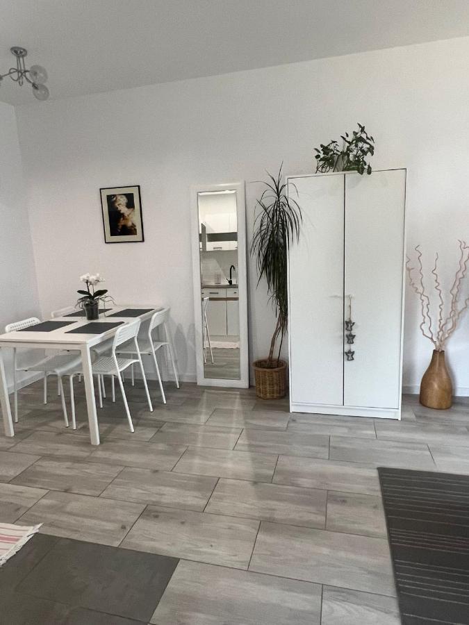 Apartament Wrzosowa 쿠도바-즈루이 외부 사진